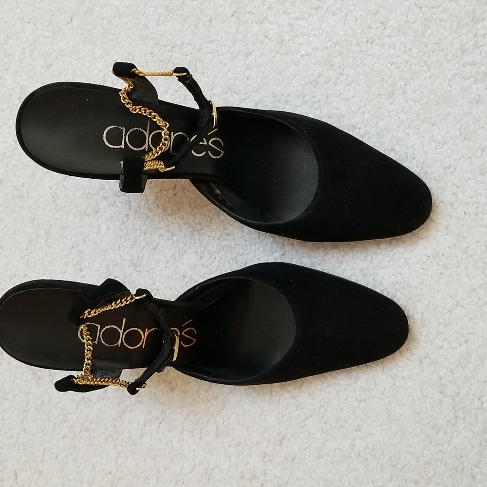 Comfortable black leather sliingback shoes size 7.
